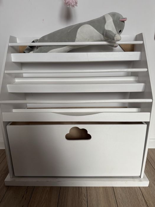 Biblioteczka regal na ksiazki skrzynia kufer na zabawki drewno