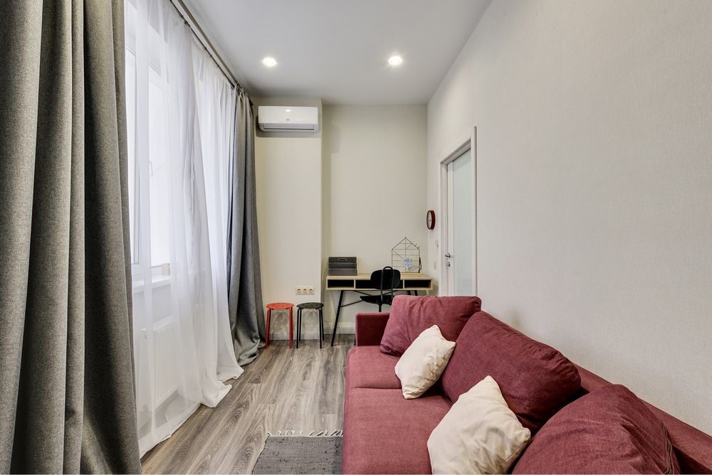 Є генератор! 3-х комнатная. Смарт-плаза. Победы 26. Власник