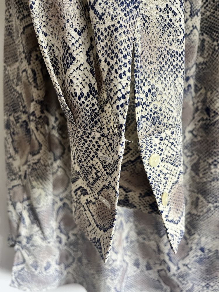 Camisa padrão serpente Mango