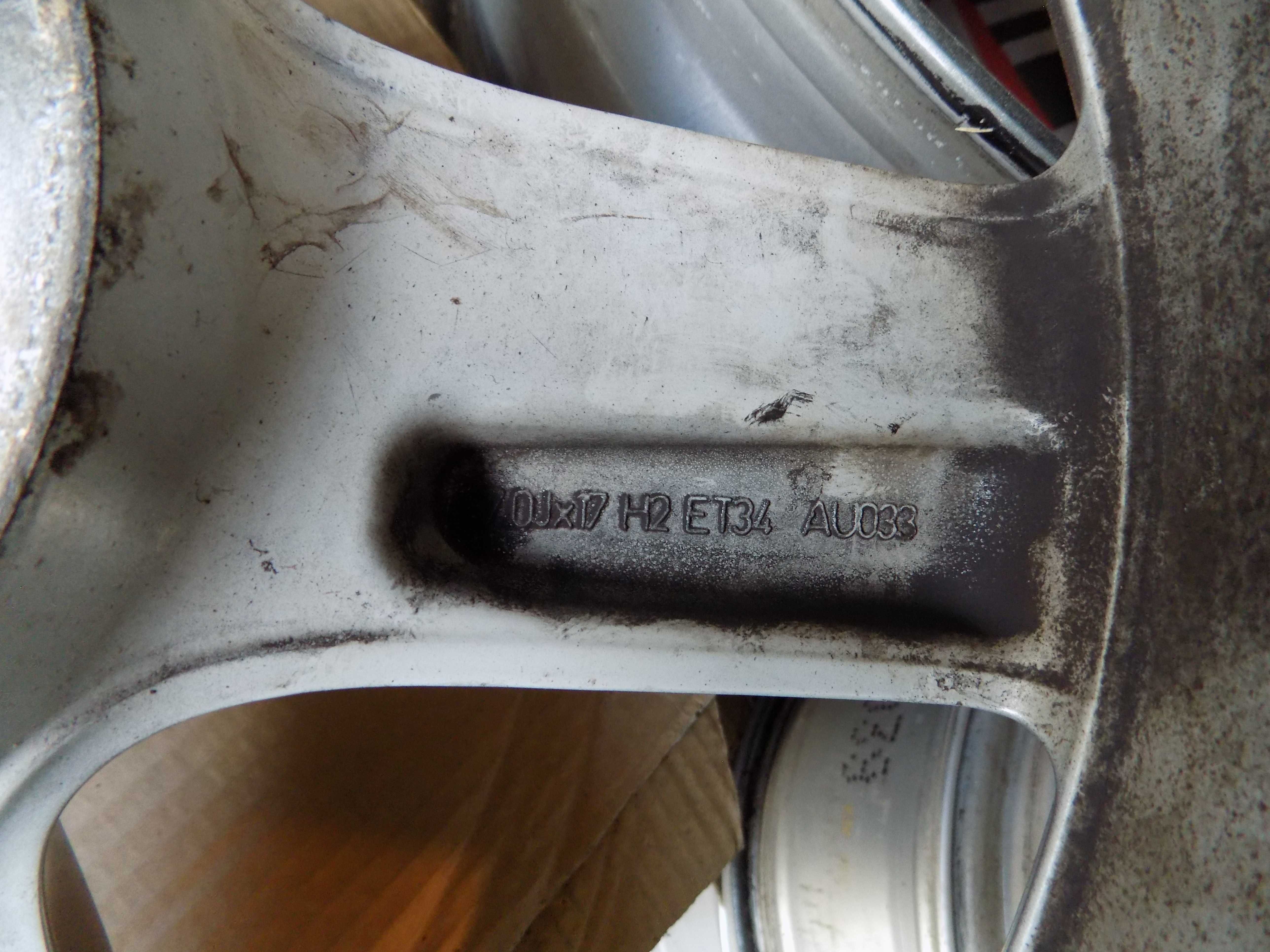4 x Oryginalne Felgi Aluminiowe 17 Audi 5x112
