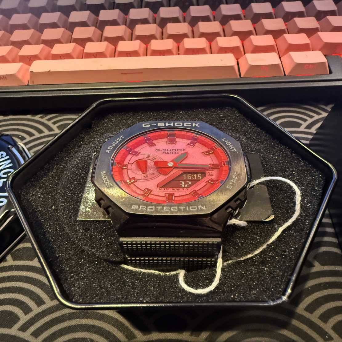 Casio Edifice - stalowa tarcza "Blood Moon"