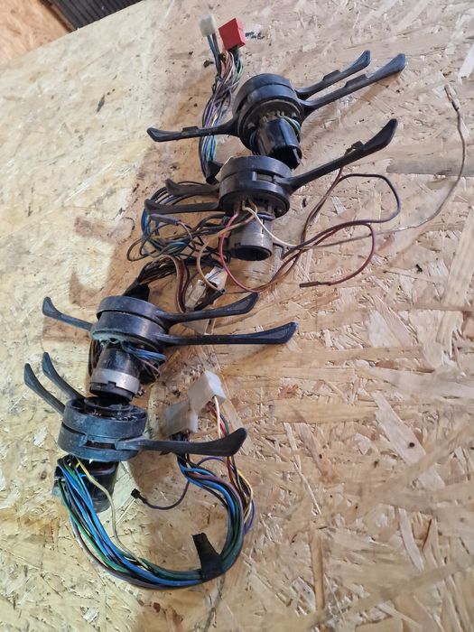 Przełącznik świateł wycieraczek maluch fiat 126p 125 p fso polonez syr