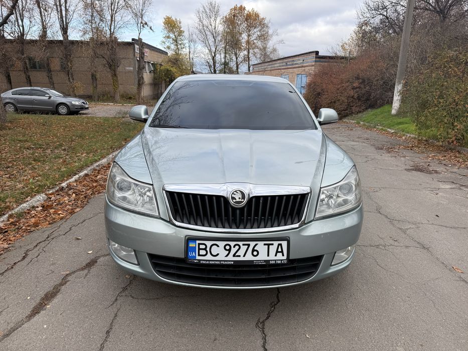 Продам шкода А5 рестайлинг 1.6 газ бензин