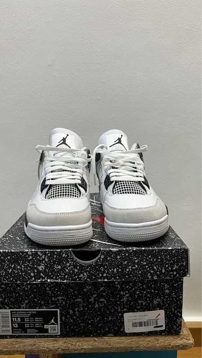 Jordan_4_Retro_Black_Military Biegania / Roz.42