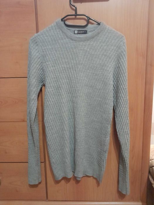 Sweter chłopięcy rozmiar S