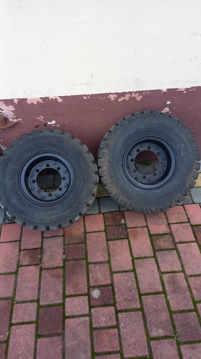 Koła do wózka widłowego