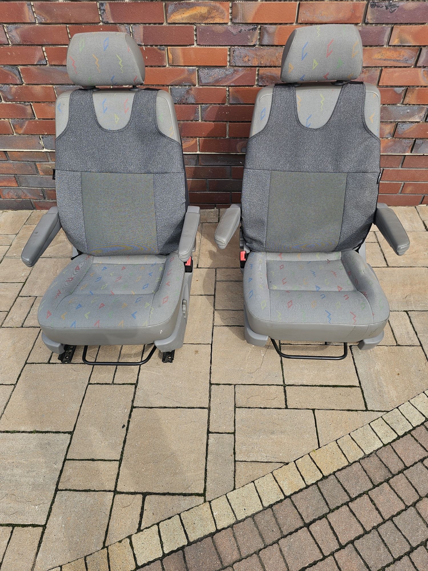 Fotele Kierowcy i pasażera vw t5 t6