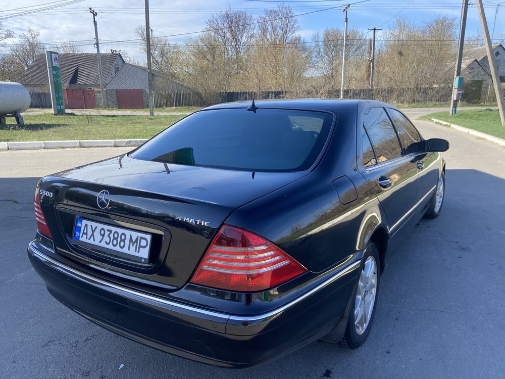 Mercedes-Benz S-Class 430