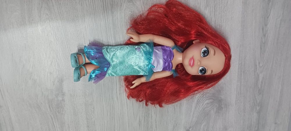 Duża lalka Arielka 35cm