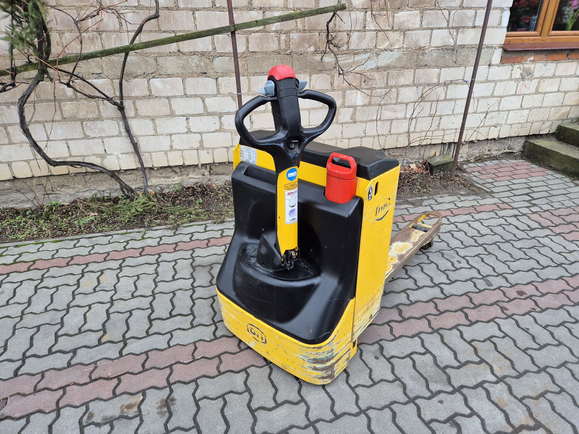 Paleciak elektryczny OM.  Linde Still  Jungheinrich Yale