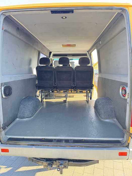 Mercedes-Benz Sprinter 2005 рік