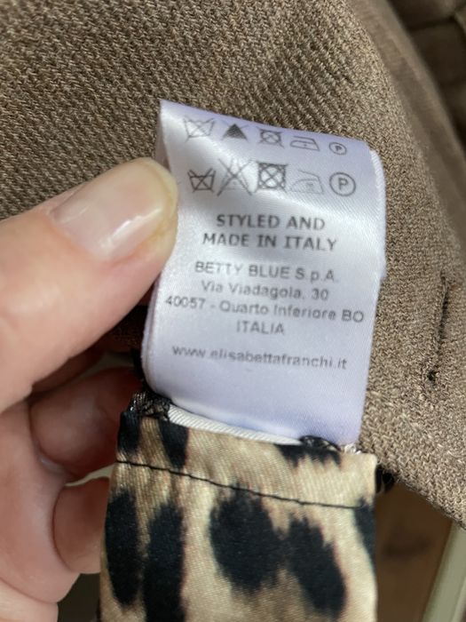 Пальто женское Elisabetta Franchi Италия