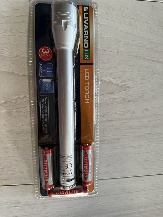 Latarka led i lampka led na baterie slonecxne i dynamo  nowe