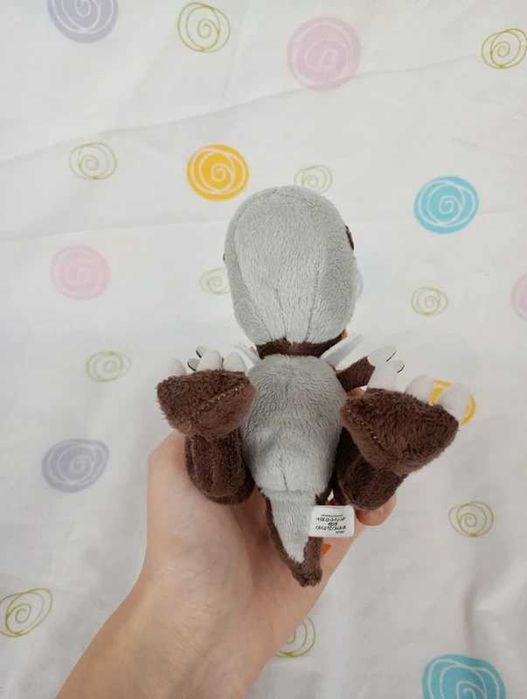 pokémon peluche Tyrunt da banpresto / bandai