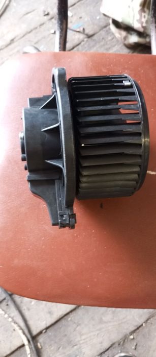 Продам вентилятор на печку Шевроле Лачетти