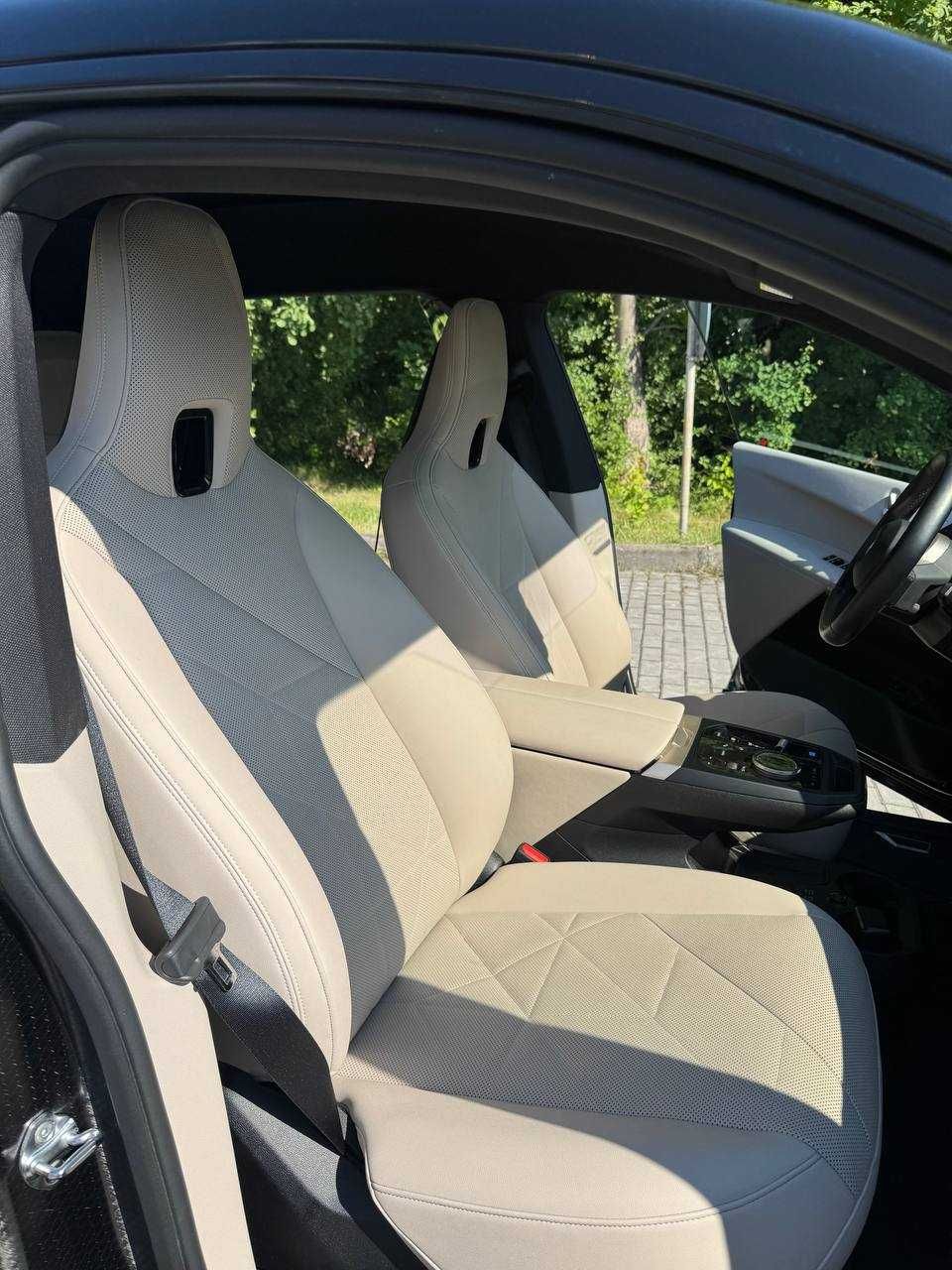 Продається BMW IX 2023