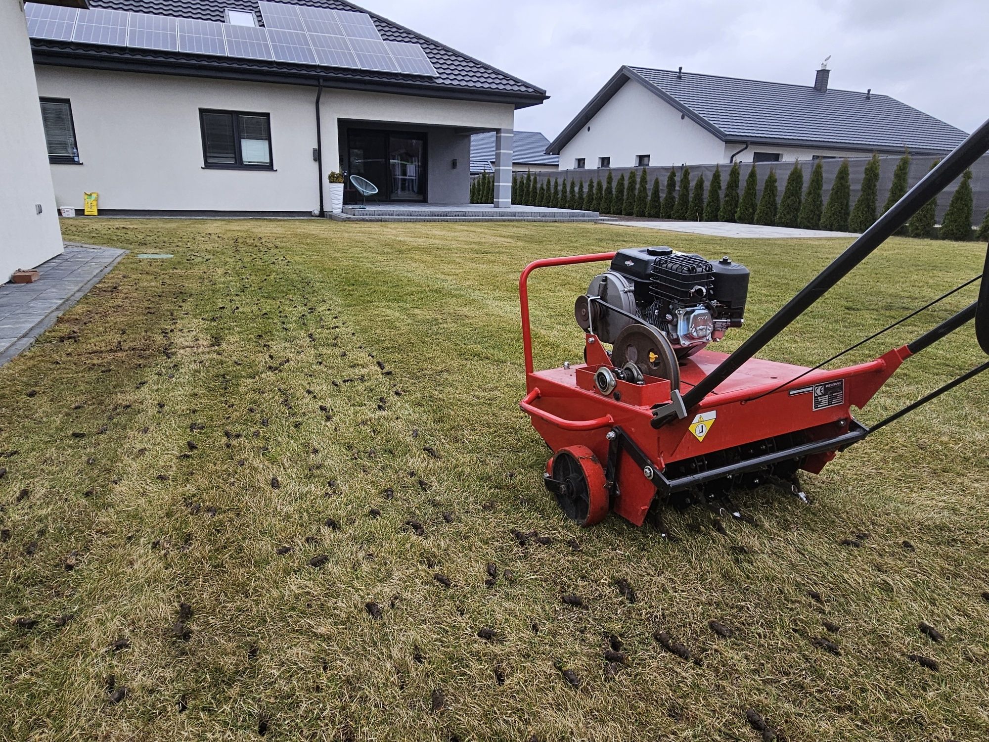 Aerator rurkowy wertykulator piaskarka wynajem  usługi Ogrodnicze
