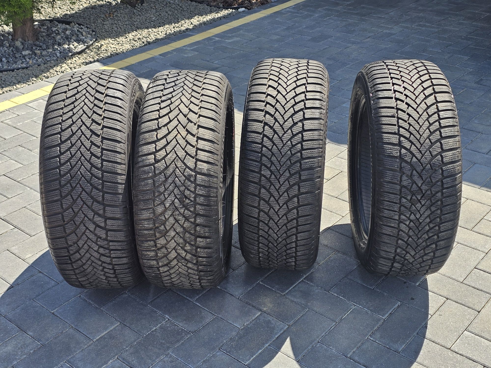 Зимові шини Bridgestone Blizzak LM005 225/55 R17 101V Run Flat