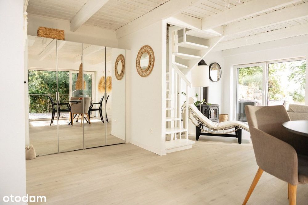 Dom z bezpośrednim dostępem do jeziora