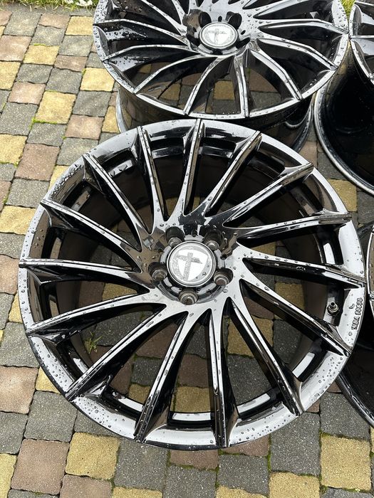 Диски Tomason r19 8.5J ET30 5*112 Skodа,VW,Audi,Mercedes-Benz, BMW