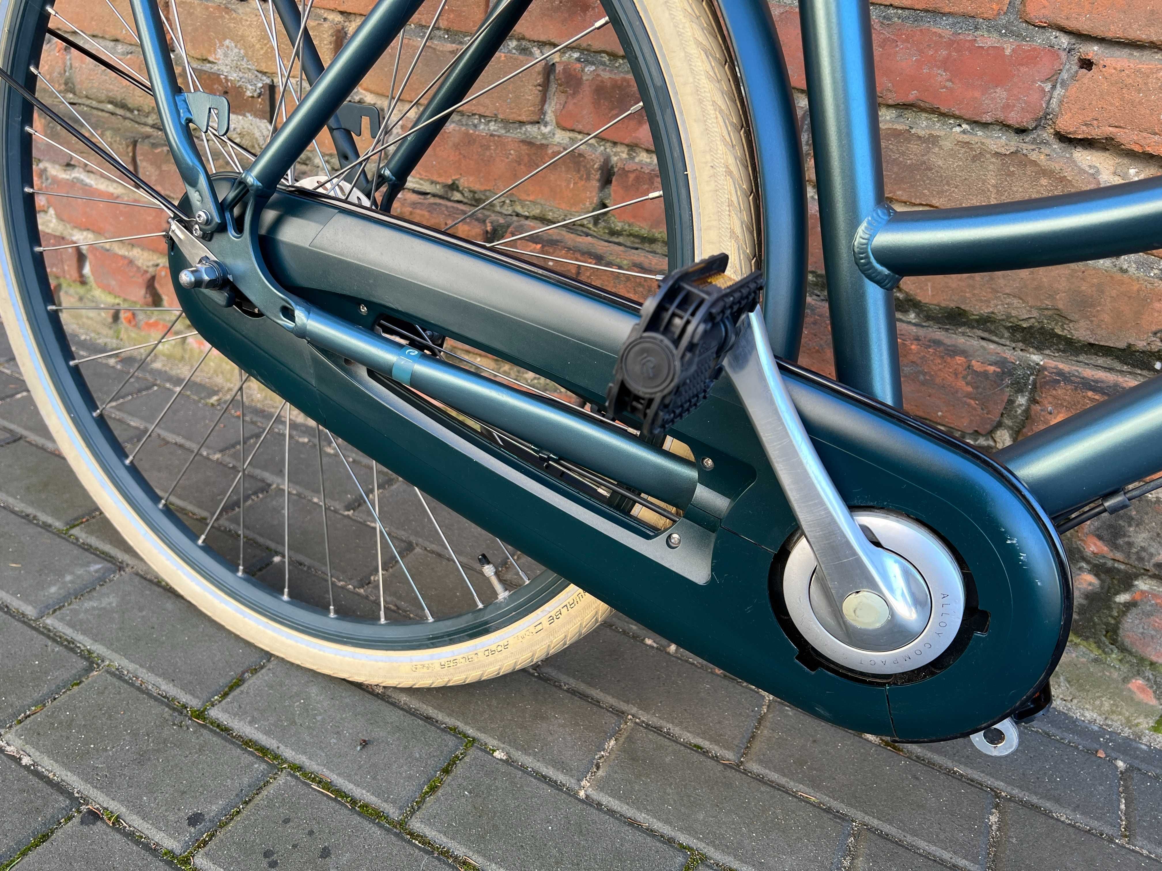Batavus CNCTD 28'' rower holenderski, miejski, Nexus 7
