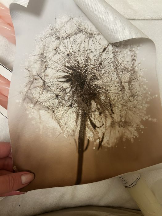 Продам високі ніжно рожеві свічки від H&M Home