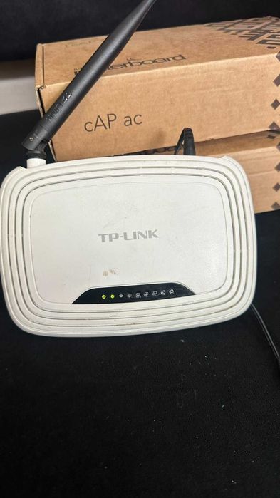 Маршрутизатор TP-Link TL-WR740N