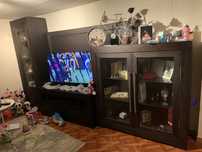 Movel de sala com costa para caso pertenda pendurar tv