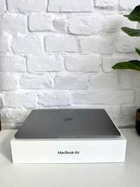 Laptop MacBook Air 13 13,3 " Apple M1 16 GB / 256 SSD space grey