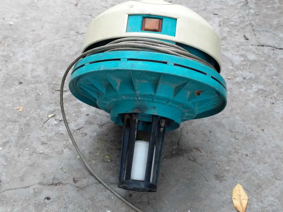 Пилисос під стиль Зоряних війн під ремонт