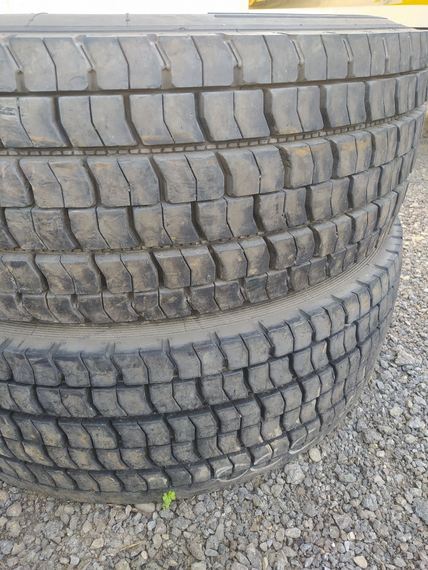 Continental HDR 285/70r19.5 opony