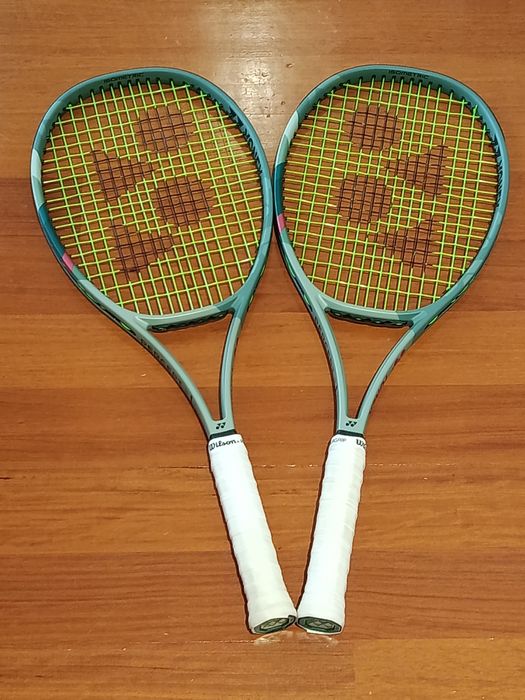 Raquete Yonex Percept 100