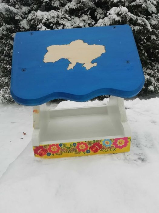 Годівниця для птахів