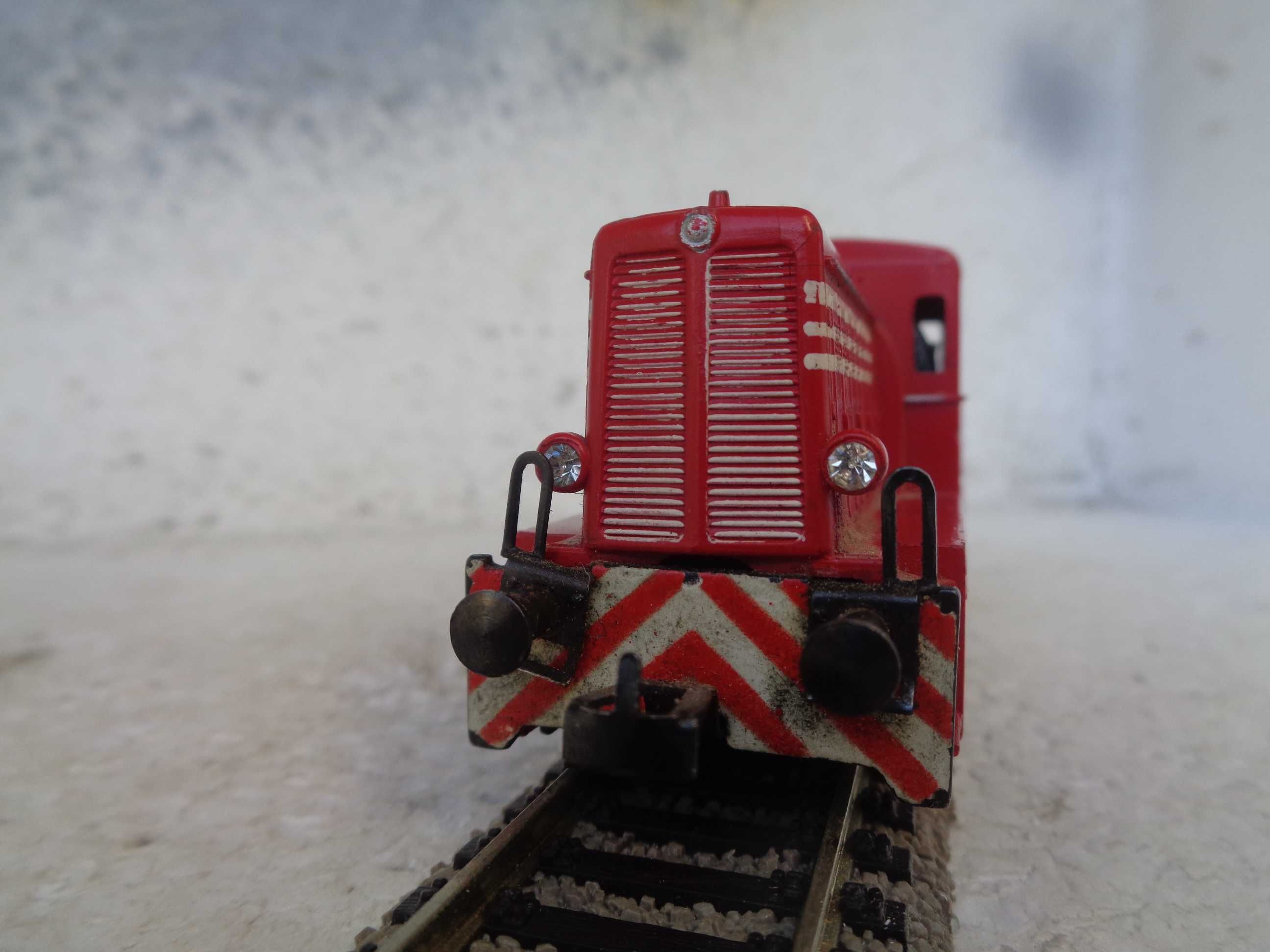 1:87 Gutzold Locomotiva diesel manobras comboio