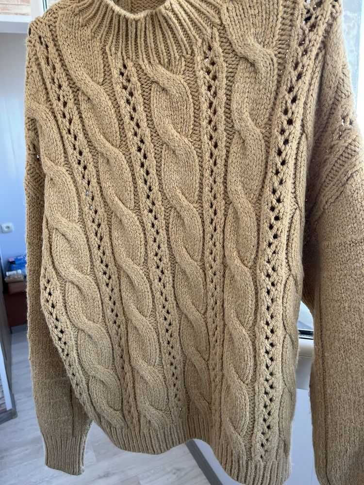 Жіночий светр мягенький