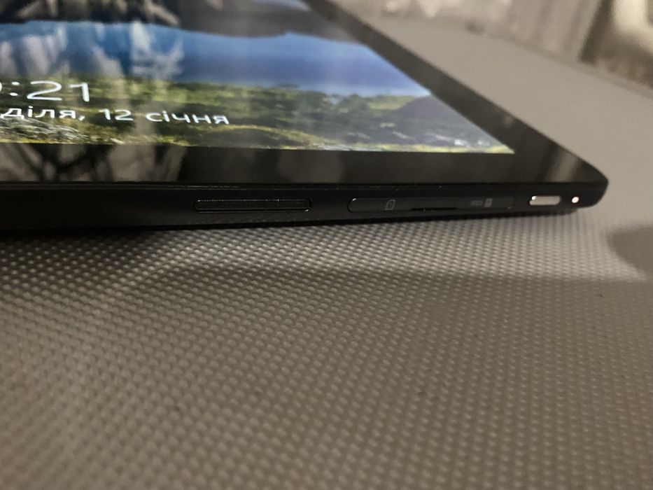 Планшет делл dell бу розбился вкл на запчасти