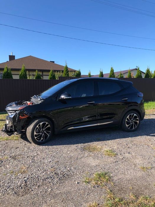 Chevrolet bolt euv ev premier електромобіль продаж продається електрич