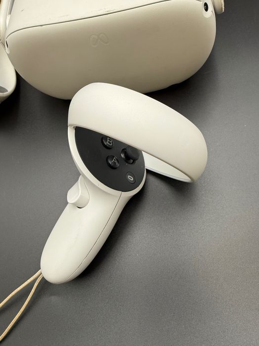 Gogle Meta Quest 2 128 GB
Komplet