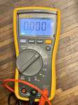 Fluke 117 Multimetr cyfrowy Kat. III 600V 20A elektryk mechanik EV