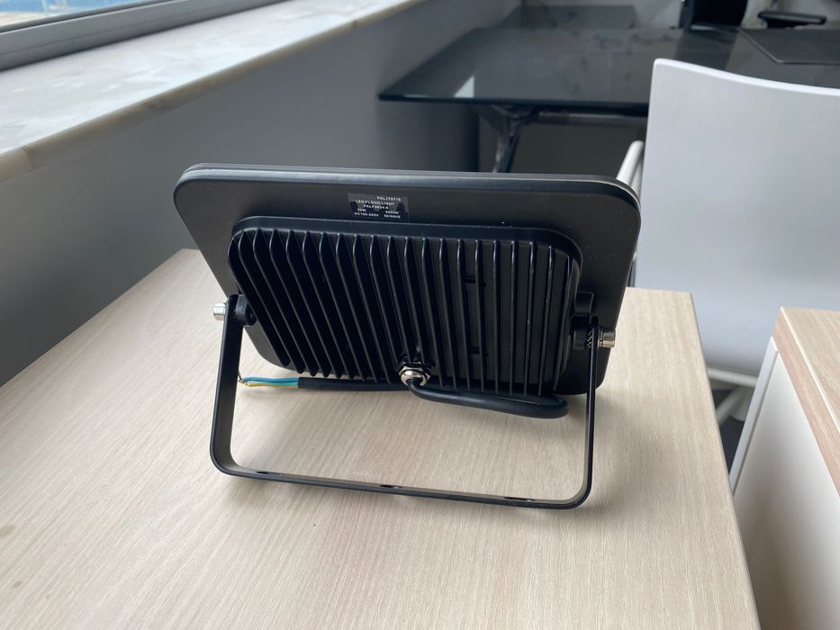 Projetores LED 30W – UltraSlim | Alta Potência e Eficiência