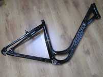 rama Karbon rower damka RIXE S 45 cm