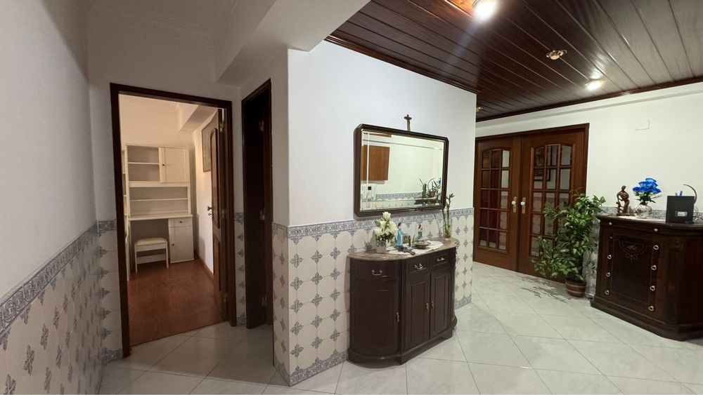 Quarto 450€ com despesas incluídas  p/ 1 pessoa - Almada centro