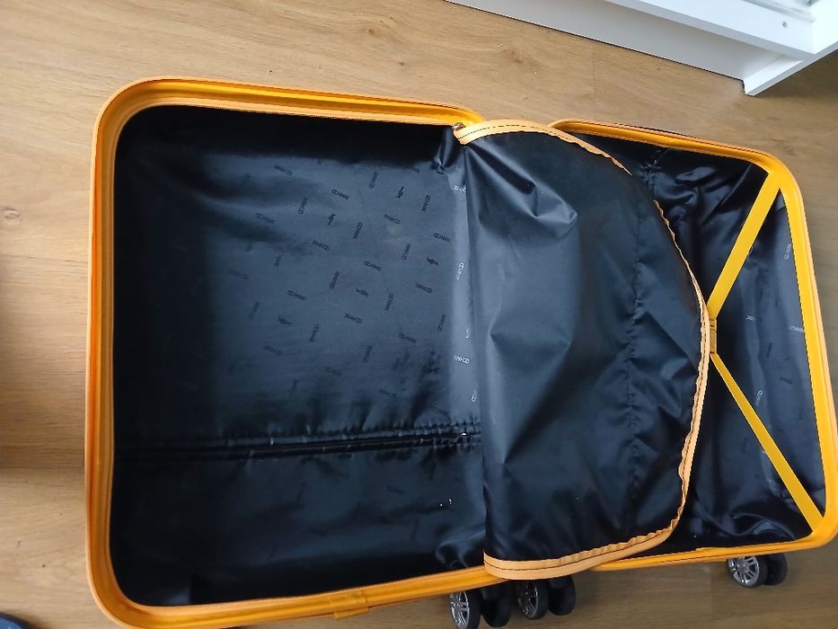 Walizka marki Ochnik