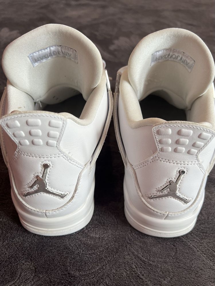 Оригінальні Nike Air Jordan 4 Pure Money