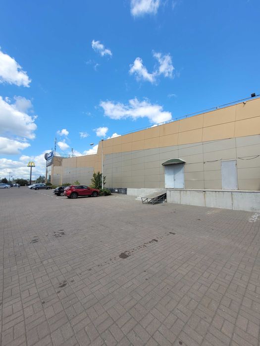 Приміщення під склад-магазин 650-2400 кв.м.