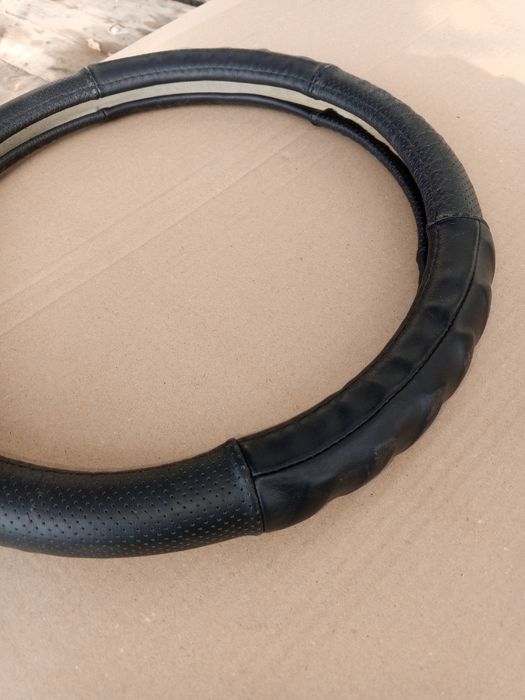 Чохол на кермо кожаний