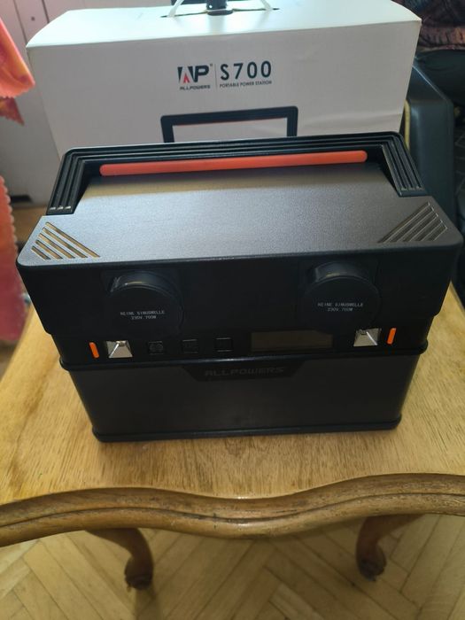 Зарядна станція Allpowers S700