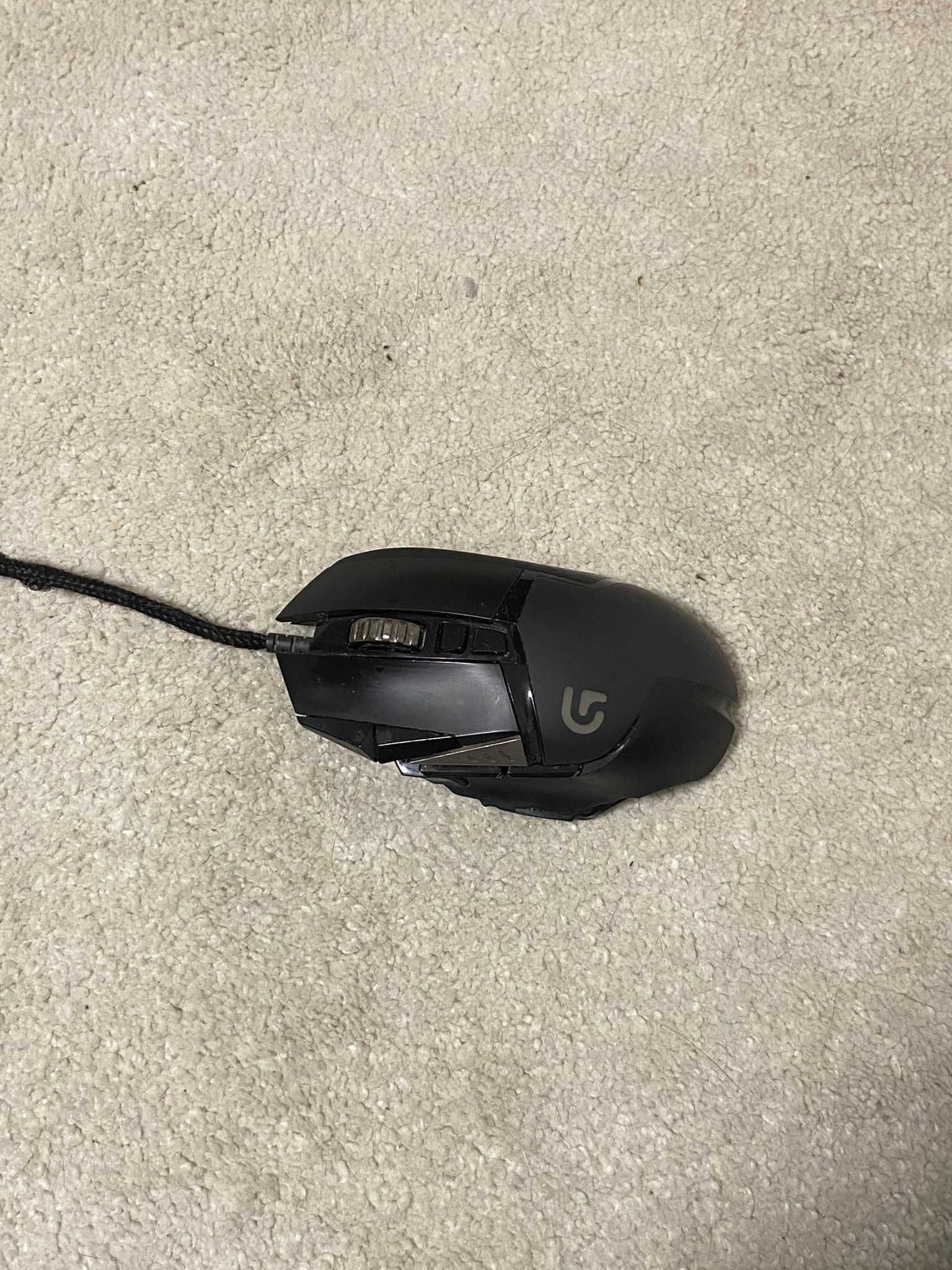 logitech g502                  .