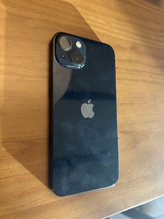 Iphone 13 em muito bom estado.