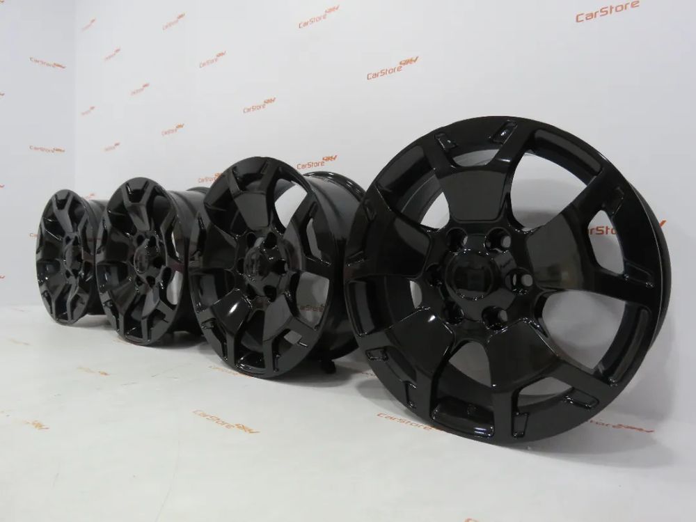 Jantes Look Toyota Hilux 17 x 7.5 et 25 6x139.7 Pretas  Brilhante